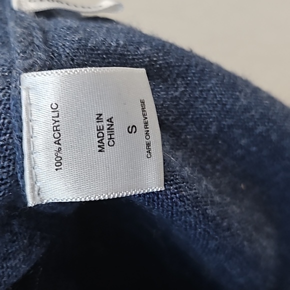 New York & Company Sweater - Picture 5 of 6